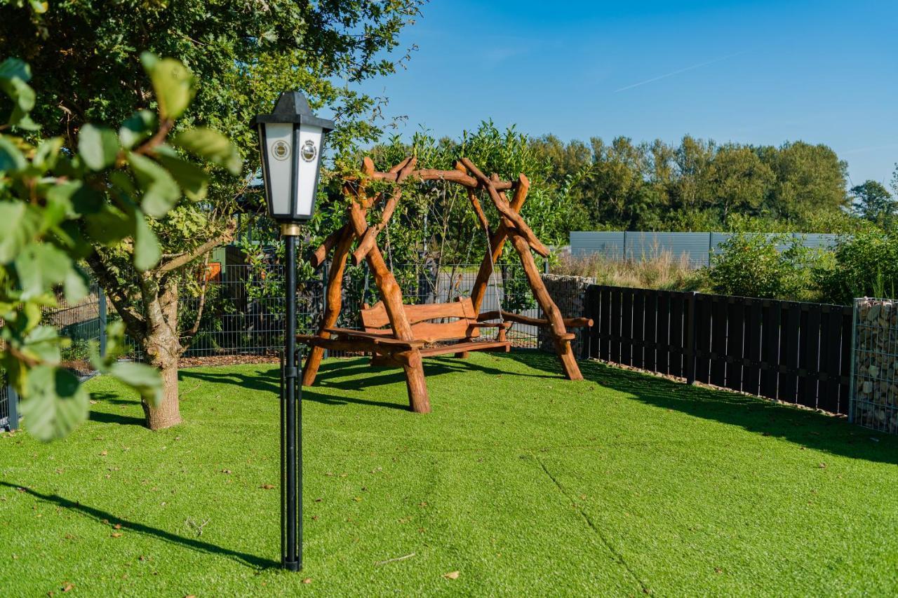 Ferienpark Harkebruegge Haus Juist Barssel  Екстериор снимка